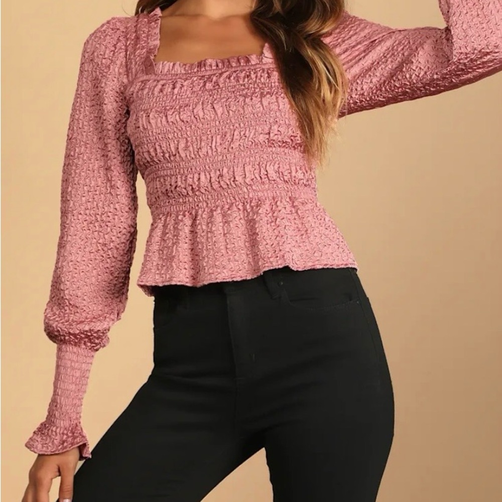 LULU’S Dusty Pink, Beautiful Light Weight, Fall For Me Smocked Top. Long Sleeve